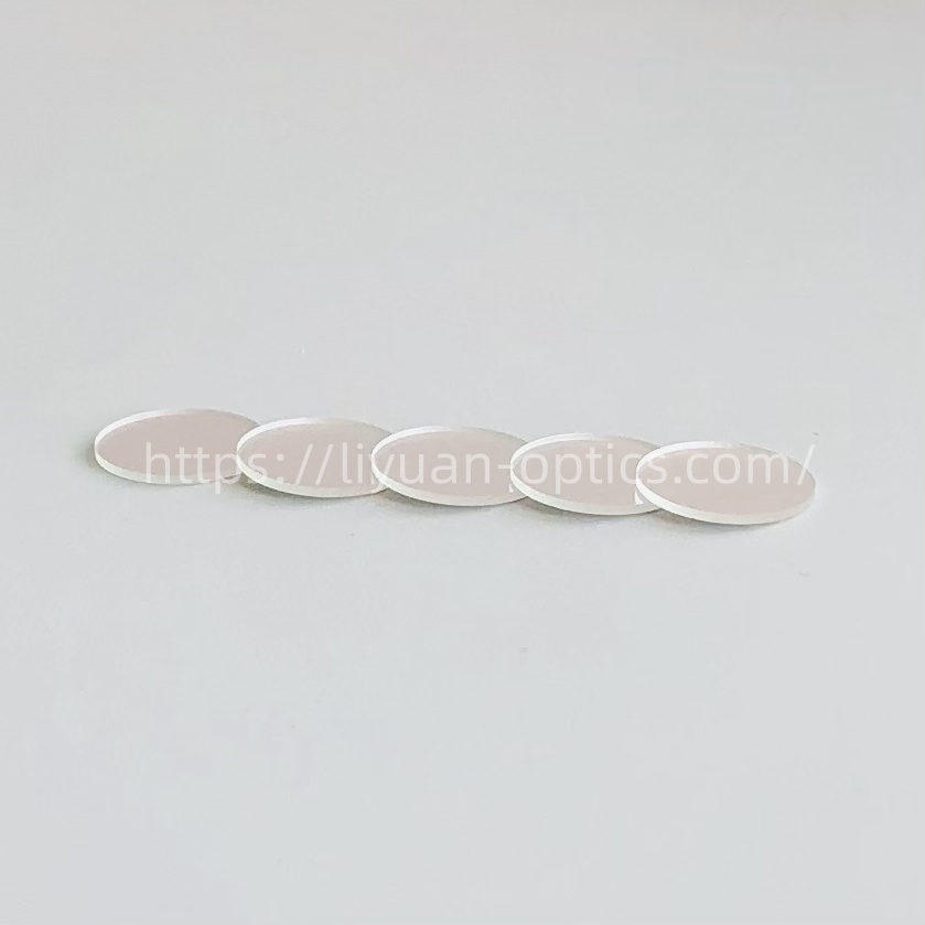 700nm bandpass filter